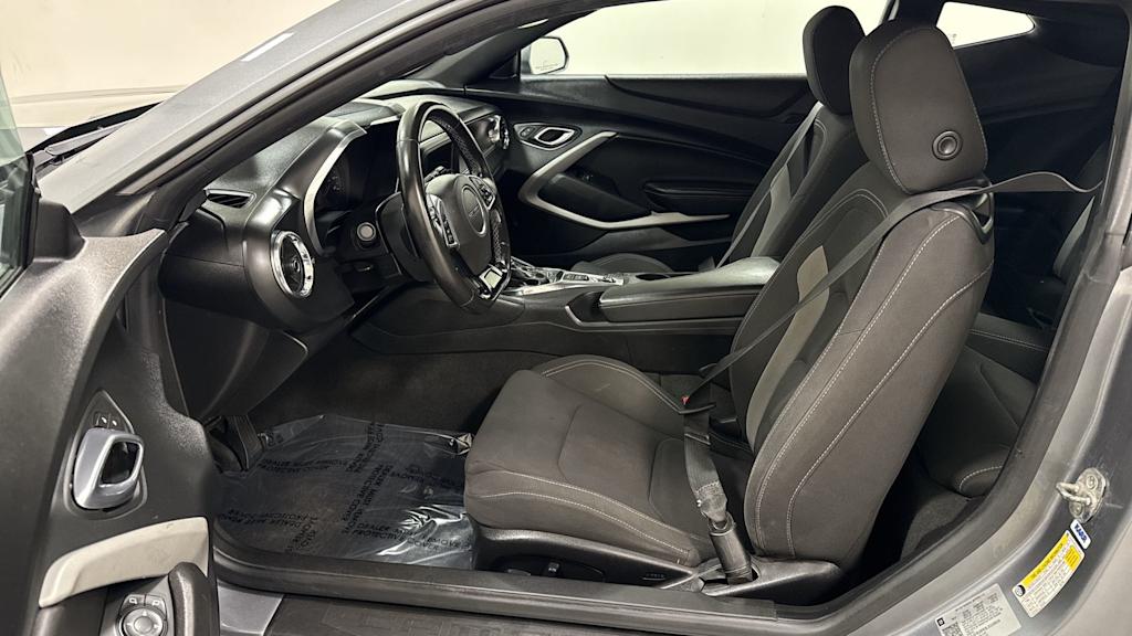 Thumbnail: 2020 Chevrolet Camaro - 10