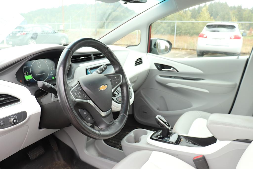 Thumbnail: 2017 Chevrolet Bolt EV - 2
