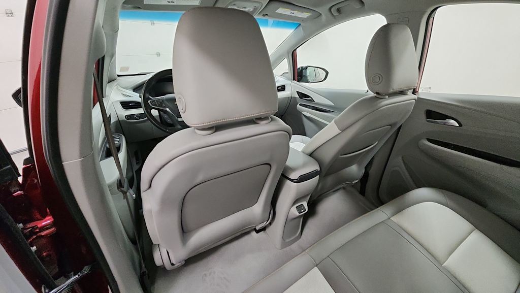 Thumbnail: 2017 Chevrolet Bolt EV - 29
