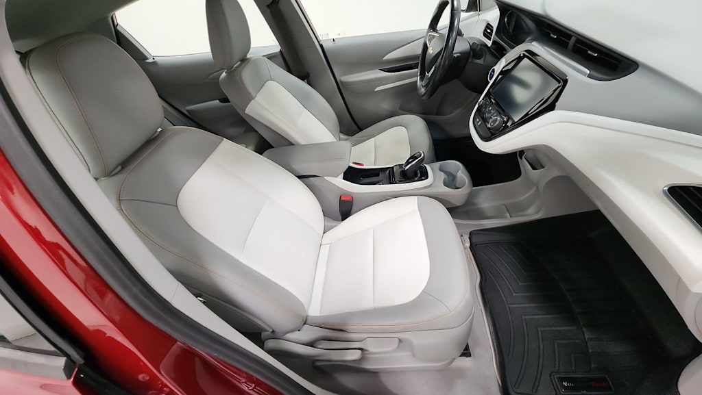 Thumbnail: 2017 Chevrolet Bolt EV - 11