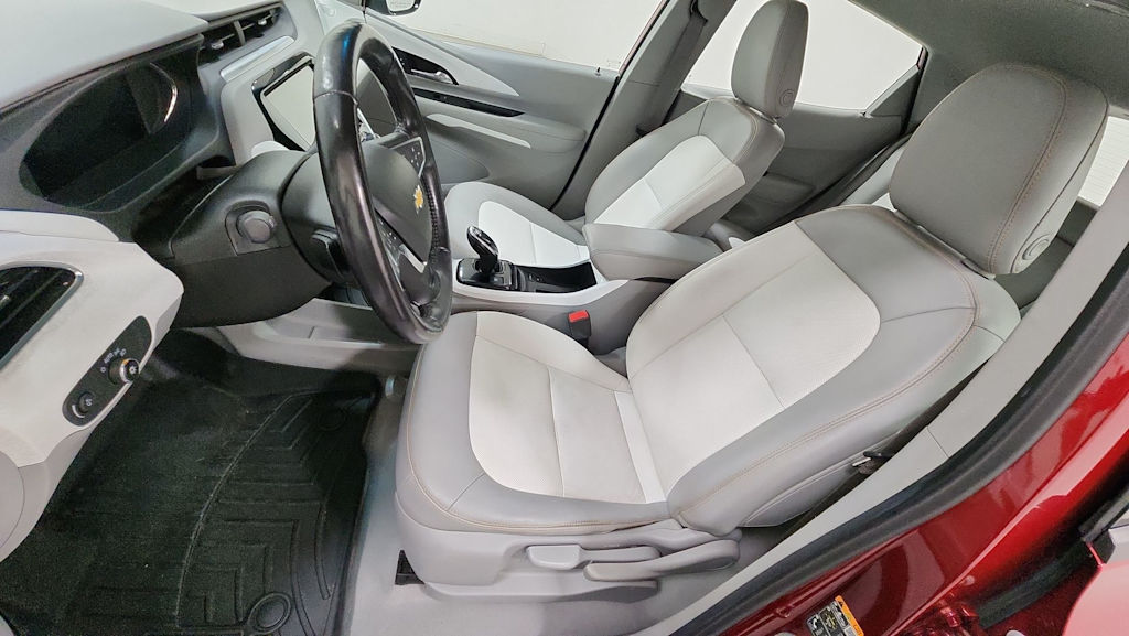 Thumbnail: 2017 Chevrolet Bolt EV - 10