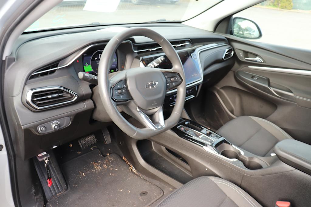 Thumbnail: 2023 Chevrolet Bolt EUV - 2
