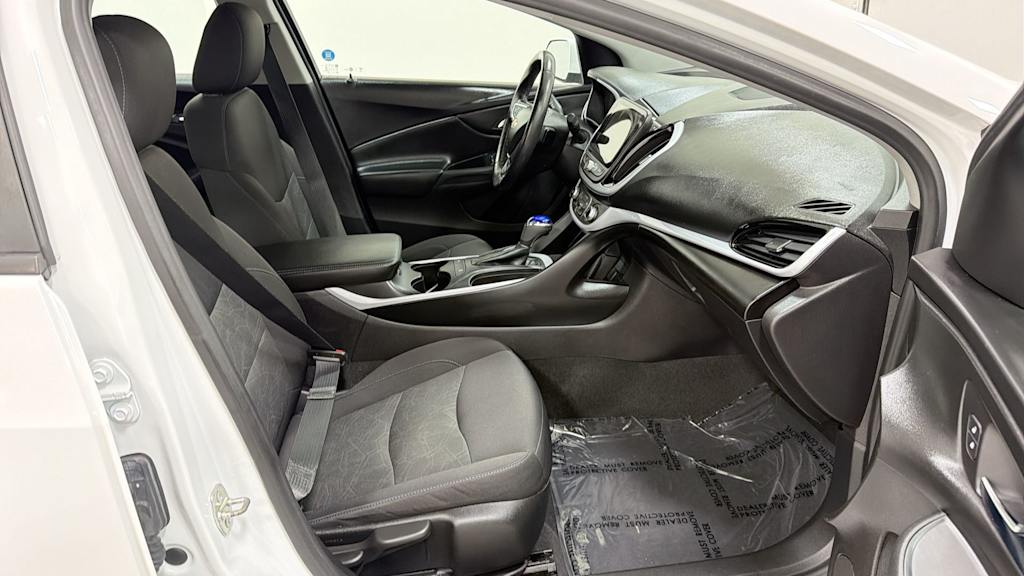 Thumbnail: 2018 Chevrolet Volt - 31