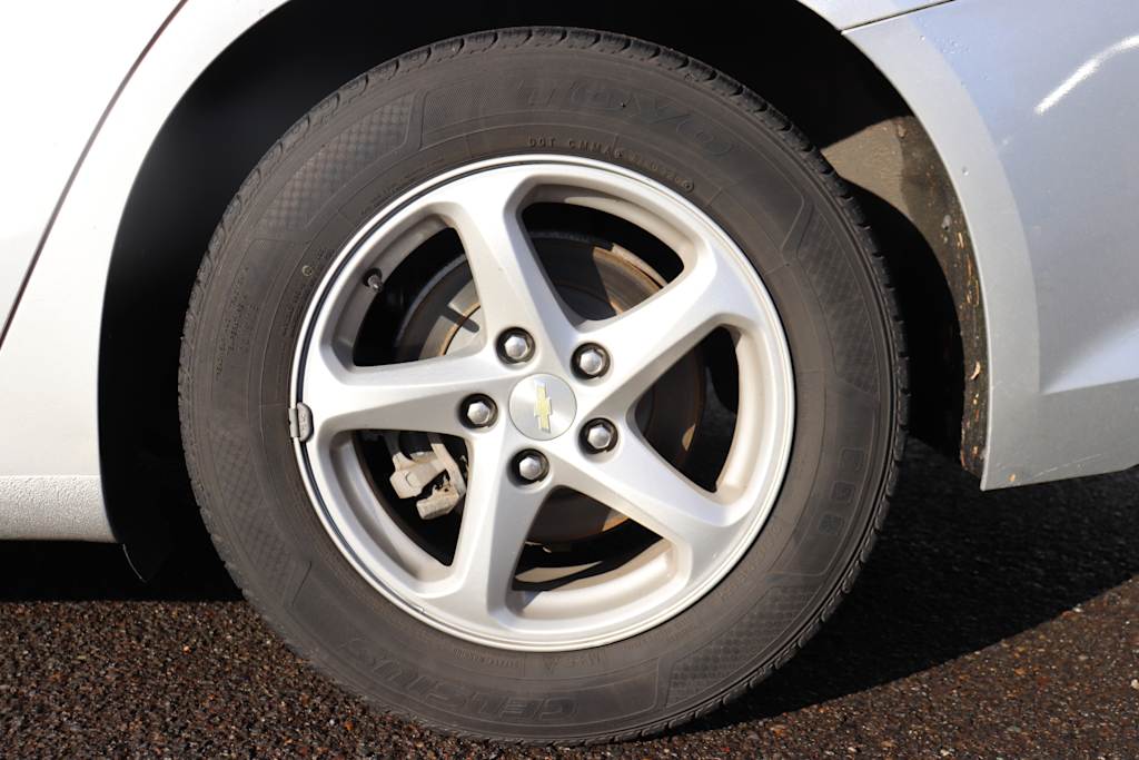 Thumbnail: 2018 Chevrolet Malibu - 6