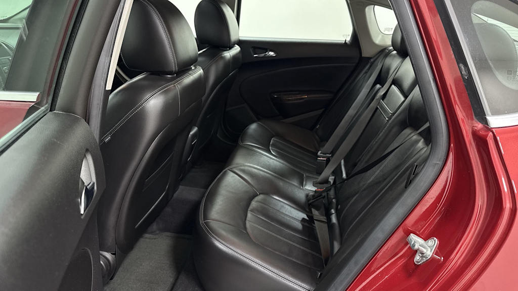 Thumbnail: 2012 Buick Verano - 11