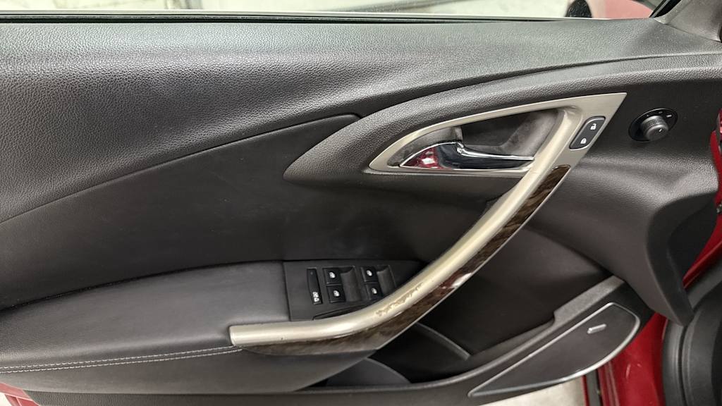 Thumbnail: 2012 Buick Verano - 26