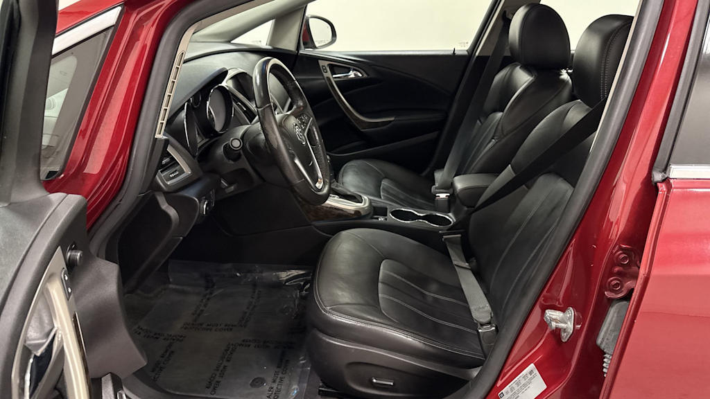 Thumbnail: 2012 Buick Verano - 9