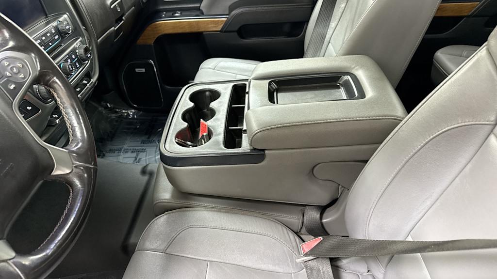 2018 Chevrolet Silverado 3500 LTZ 29