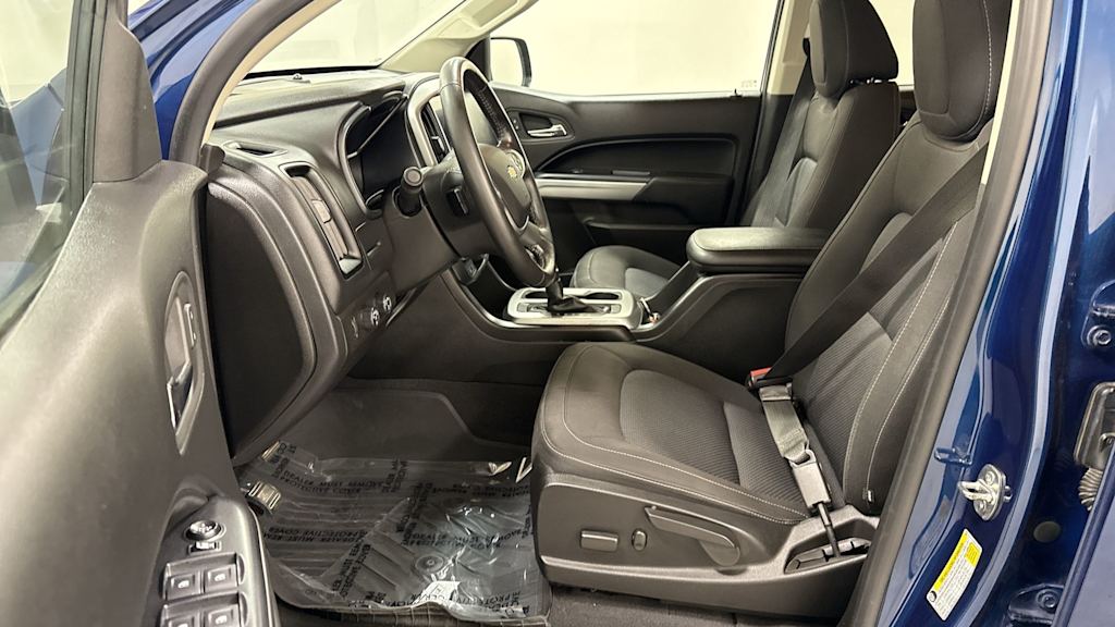 Thumbnail: 2019 Chevrolet Colorado - 11