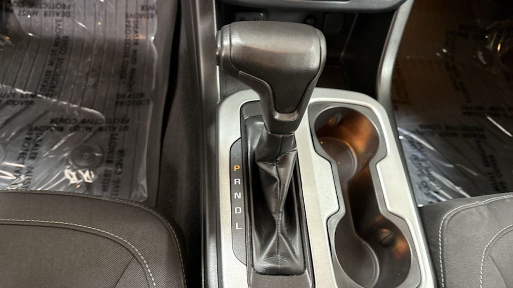 Thumbnail: 2019 Chevrolet Colorado - 16