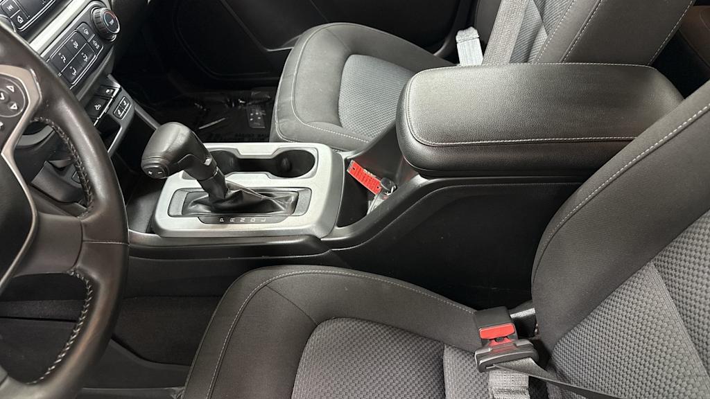 Thumbnail: 2019 Chevrolet Colorado - 12