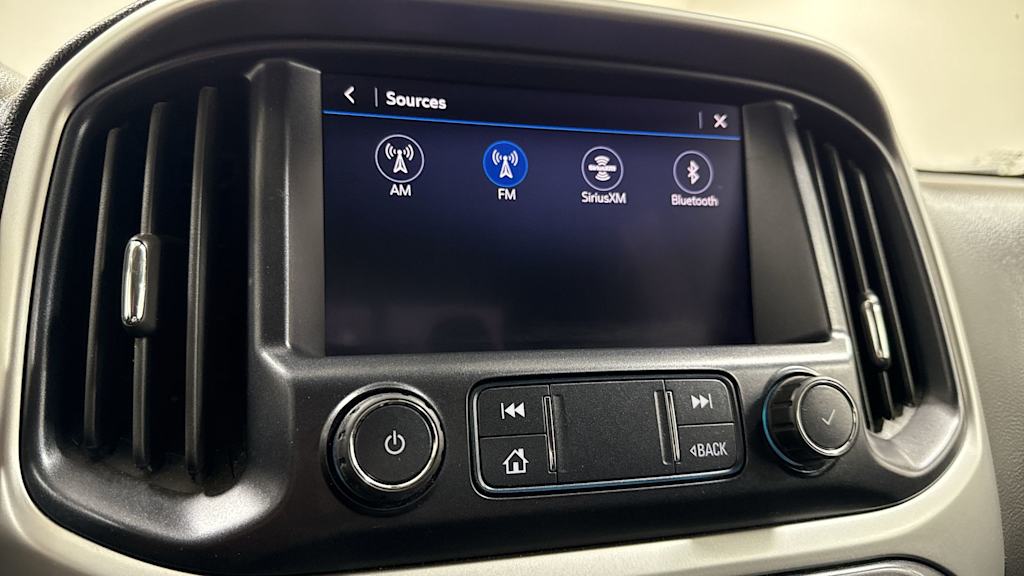 Thumbnail: 2019 Chevrolet Colorado - 15