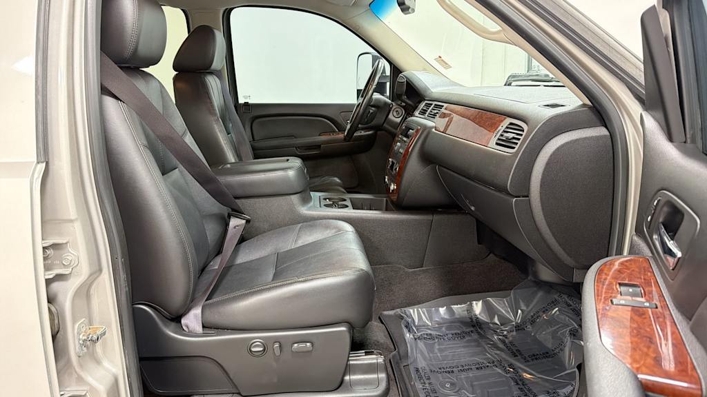 Thumbnail: 2009 Chevrolet Silverado 3500 - 30