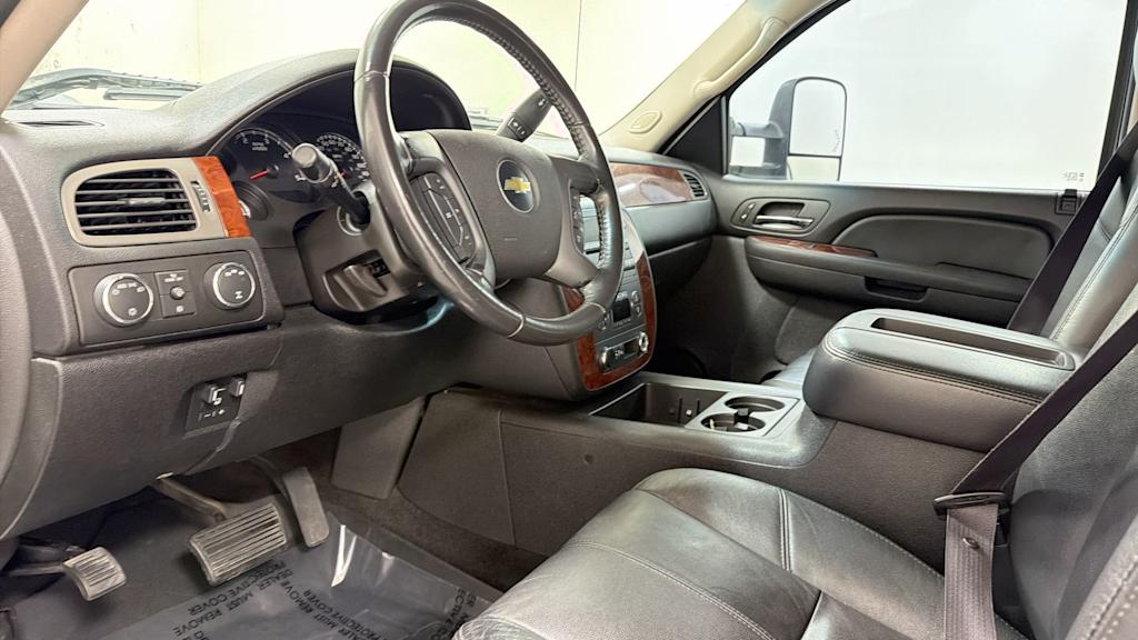 Thumbnail: 2009 Chevrolet Silverado 3500 - 2