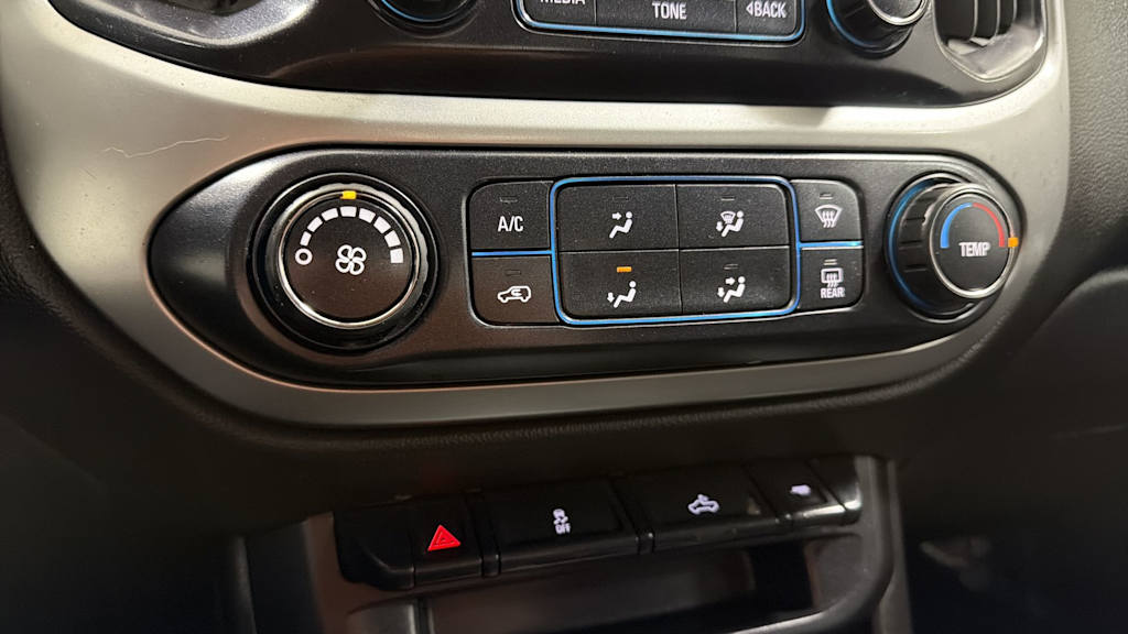 Thumbnail: 2016 Chevrolet Colorado - 28