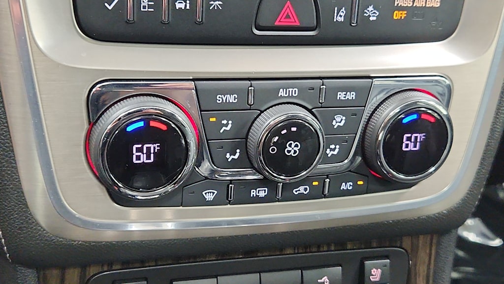 Thumbnail: 2016 GMC Acadia - 29