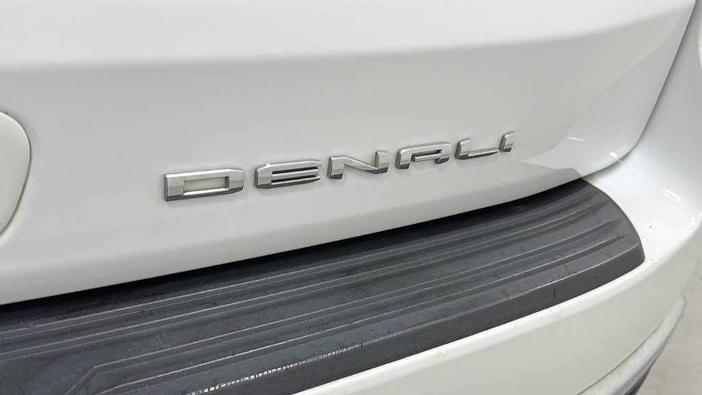 Thumbnail: 2022 GMC Yukon XL - 6
