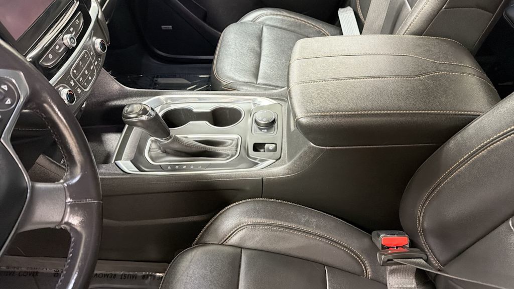 Thumbnail: 2019 Chevrolet Traverse - 14