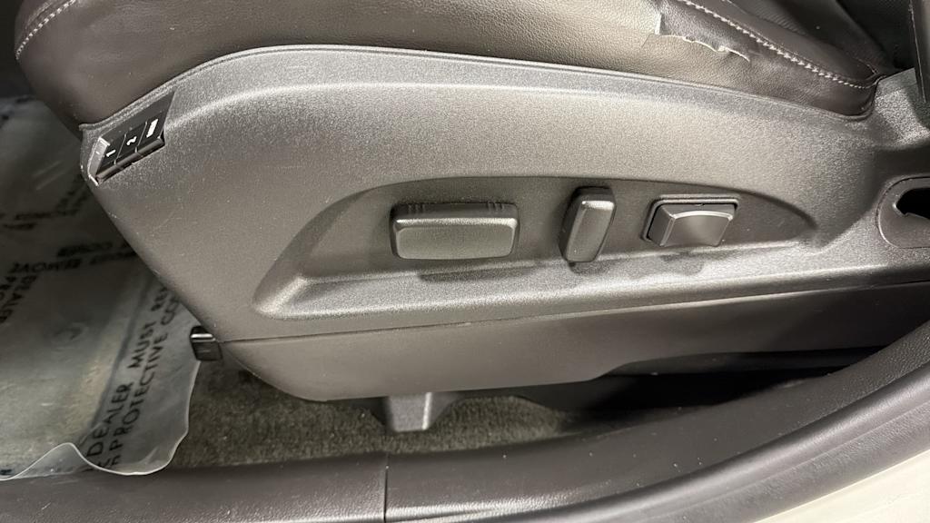 Thumbnail: 2015 Chevrolet Equinox - 25