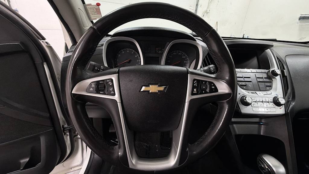Thumbnail: 2015 Chevrolet Equinox - 10