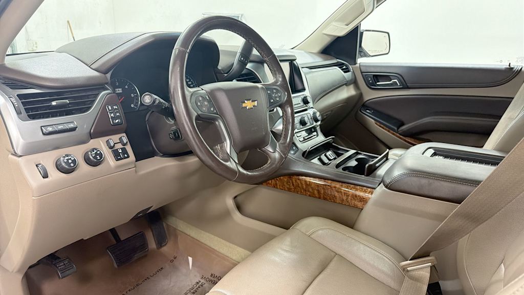 Thumbnail: 2016 Chevrolet Tahoe - 2