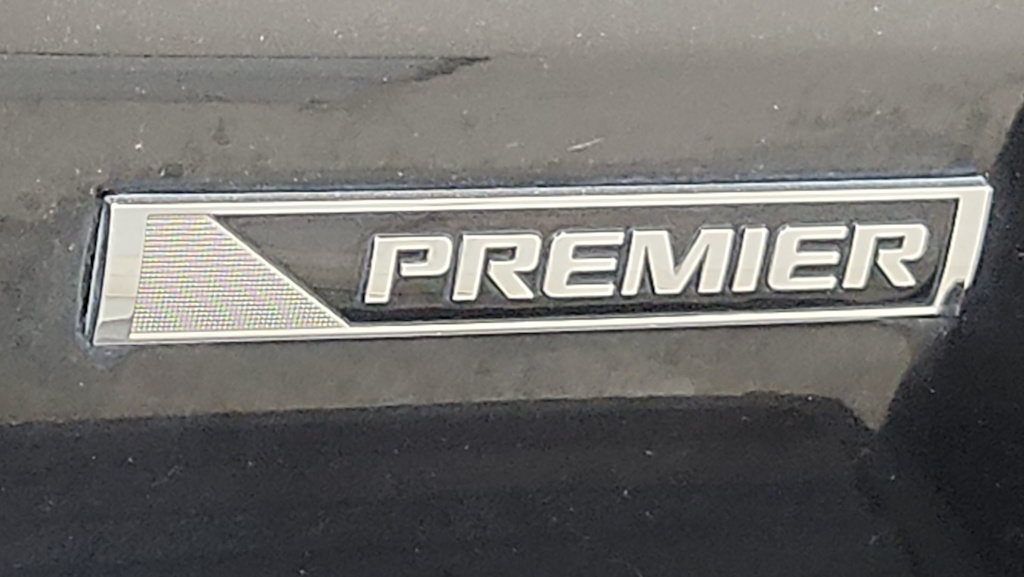 Thumbnail: 2017 Chevrolet Tahoe - 6