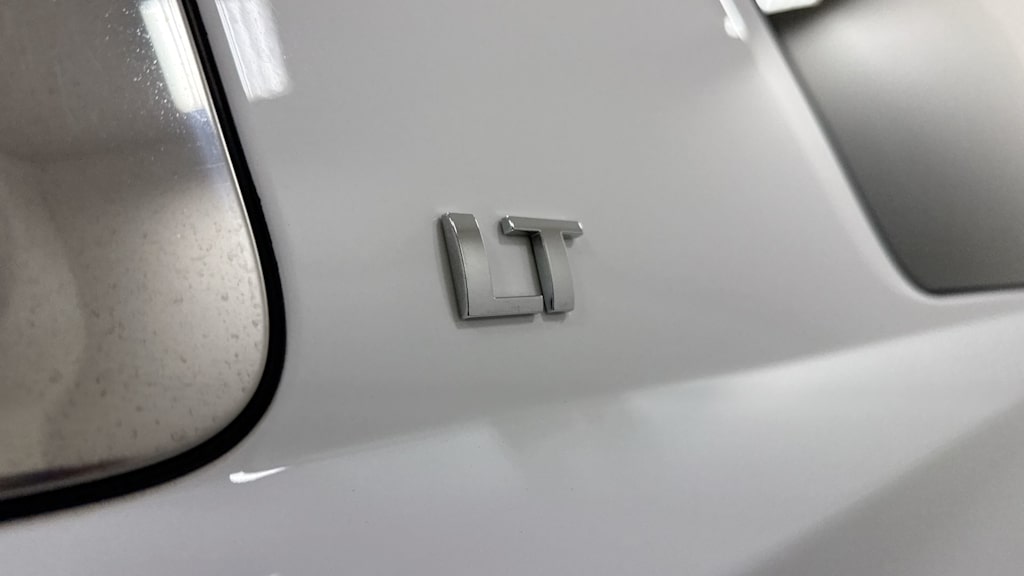 Thumbnail: 2019 Chevrolet Suburban - 7