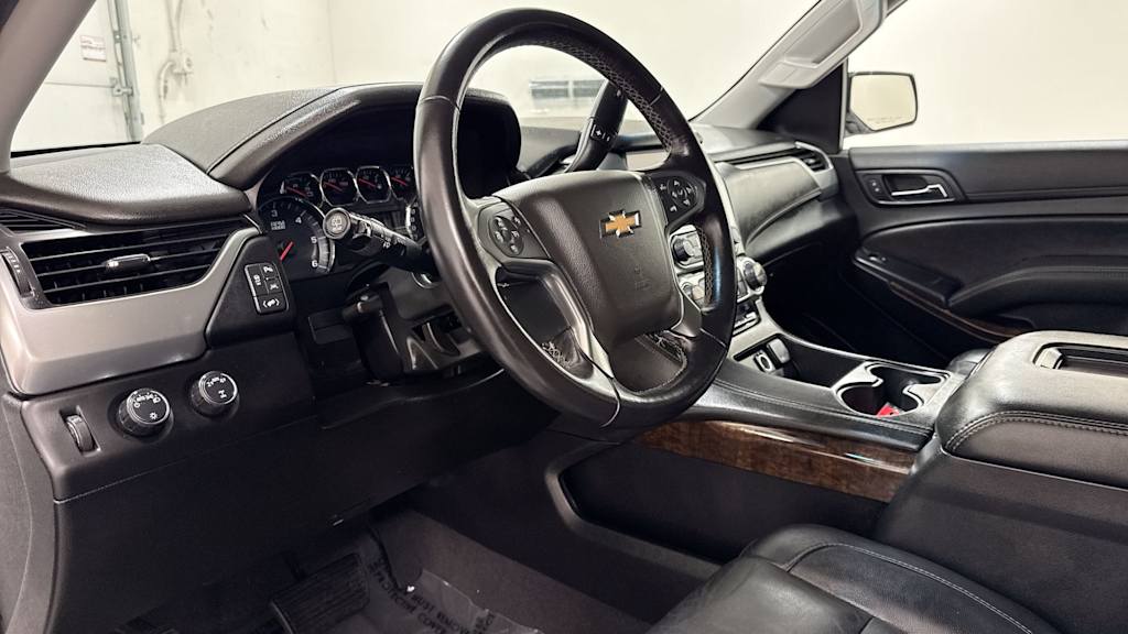 Thumbnail: 2019 Chevrolet Suburban - 2