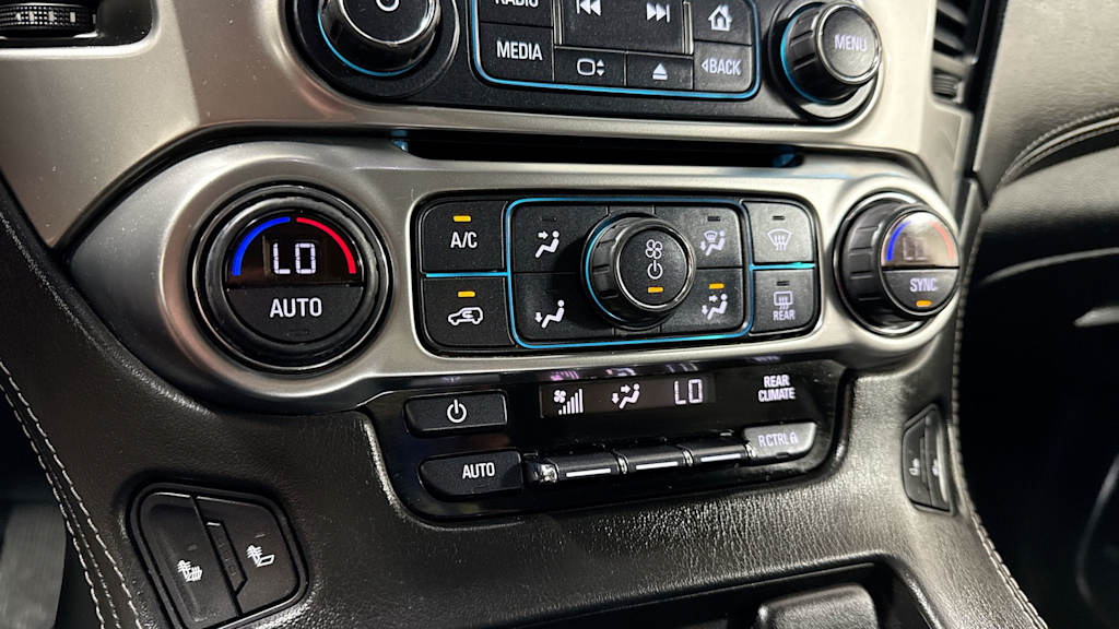 Thumbnail: 2019 Chevrolet Suburban - 29