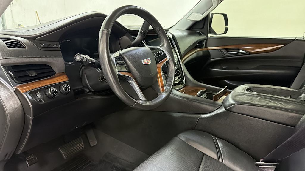 Thumbnail: 2016 Cadillac Escalade - 2