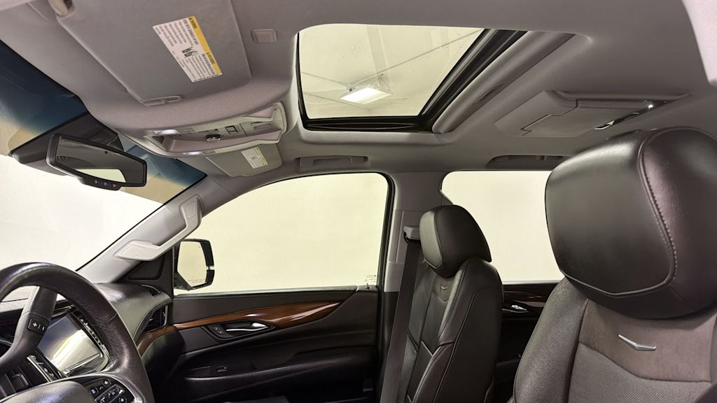 Thumbnail: 2016 Cadillac Escalade - 29