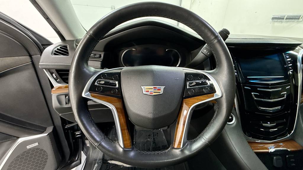 Thumbnail: 2017 Cadillac Escalade - 9