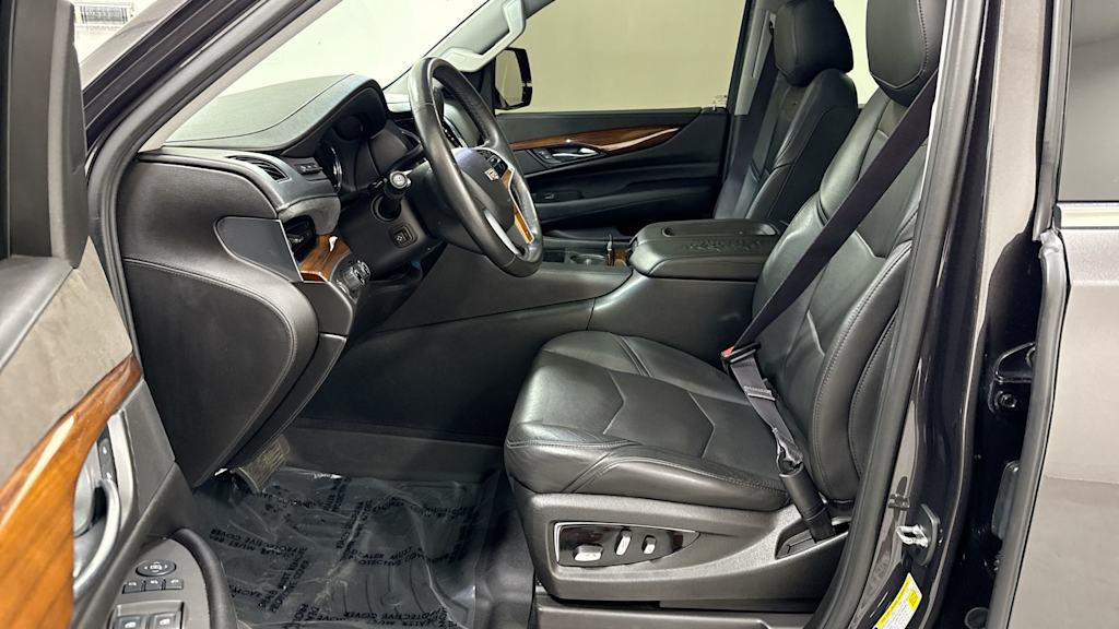 Thumbnail: 2017 Cadillac Escalade - 10