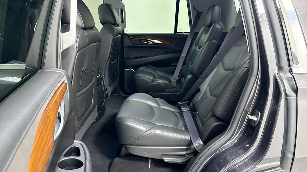 Thumbnail: 2017 Cadillac Escalade - 11