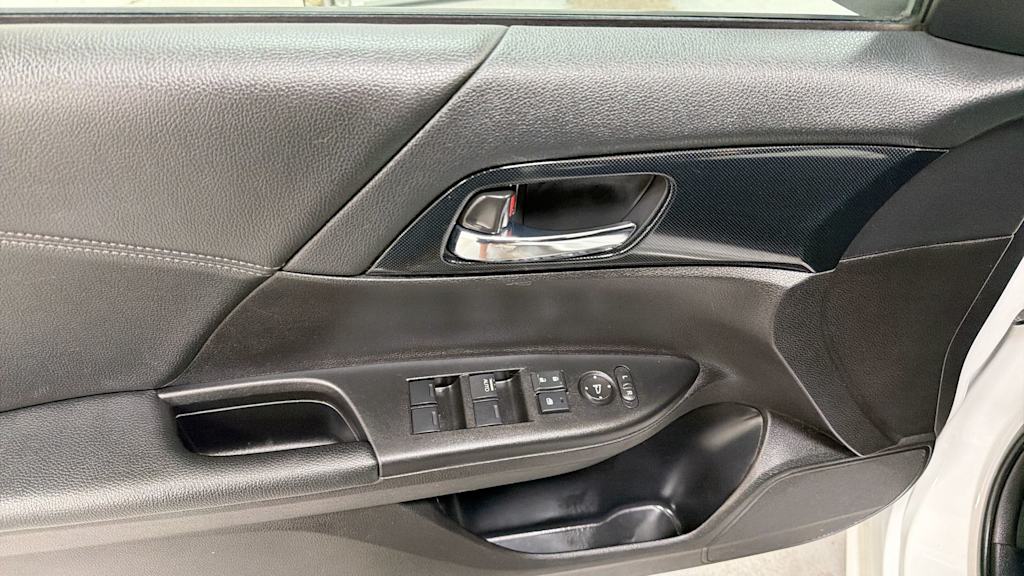 Thumbnail: 2014 Honda Accord - 25