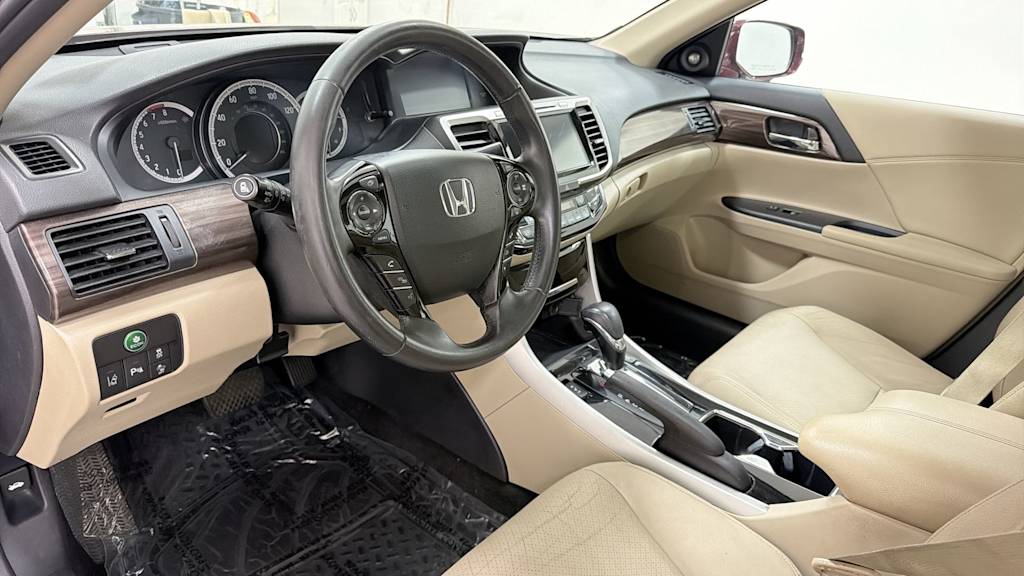 Thumbnail: 2017 Honda Accord - 2