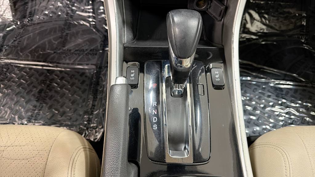 Thumbnail: 2017 Honda Accord - 15