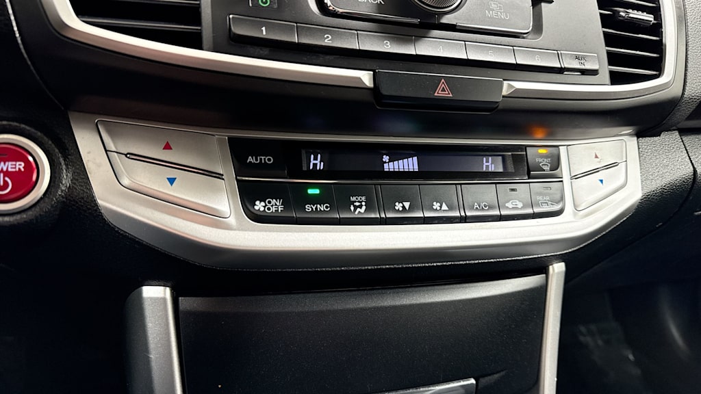 2015 Honda Accord Base 27