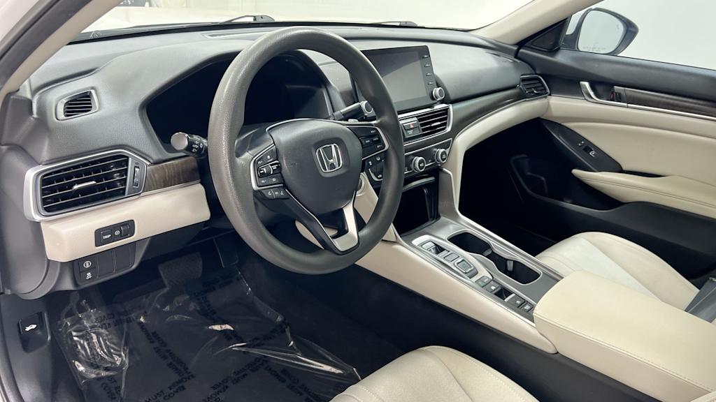 2019 Honda Accord EX 2