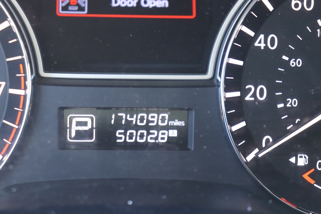 Thumbnail: 2015 Nissan Altima - 8