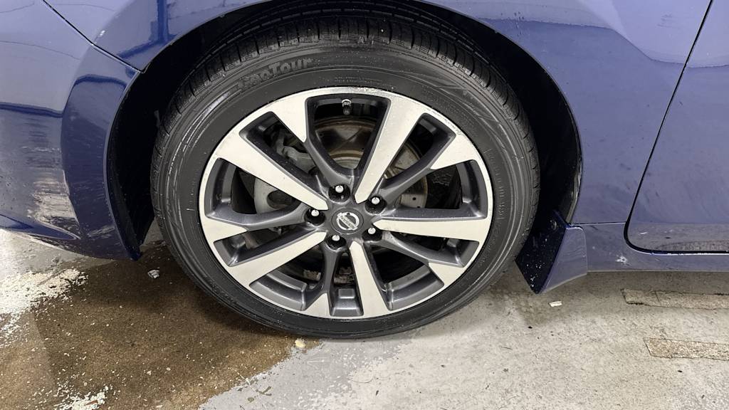 Thumbnail: 2017 Nissan Altima - 7