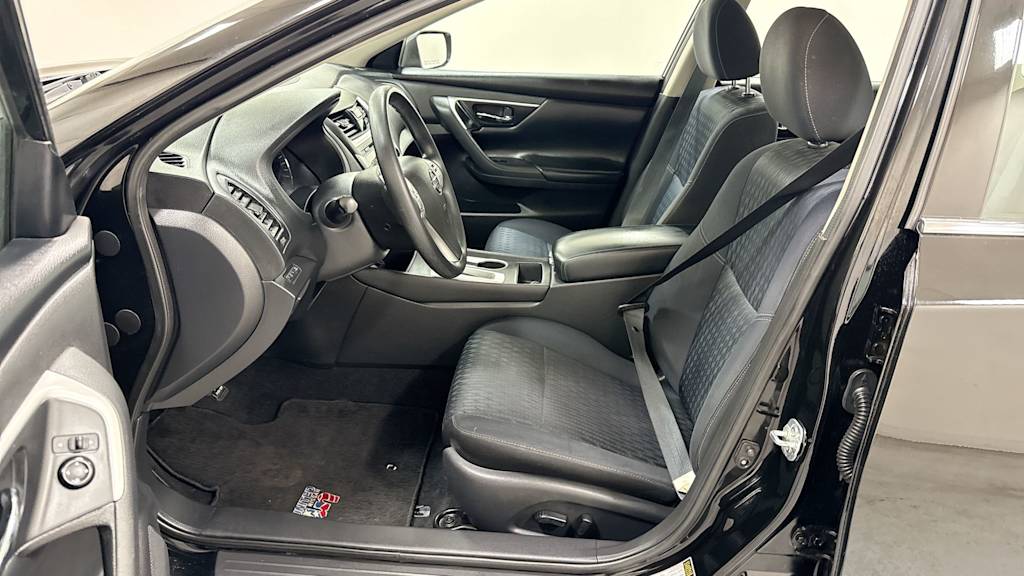 2018 Nissan Altima S 9