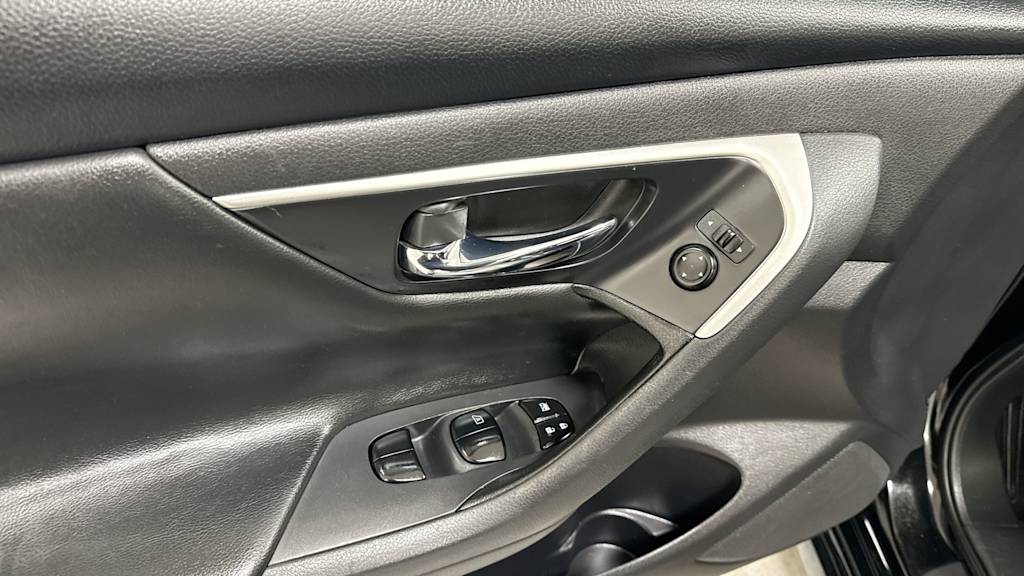 2018 Nissan Altima S 25