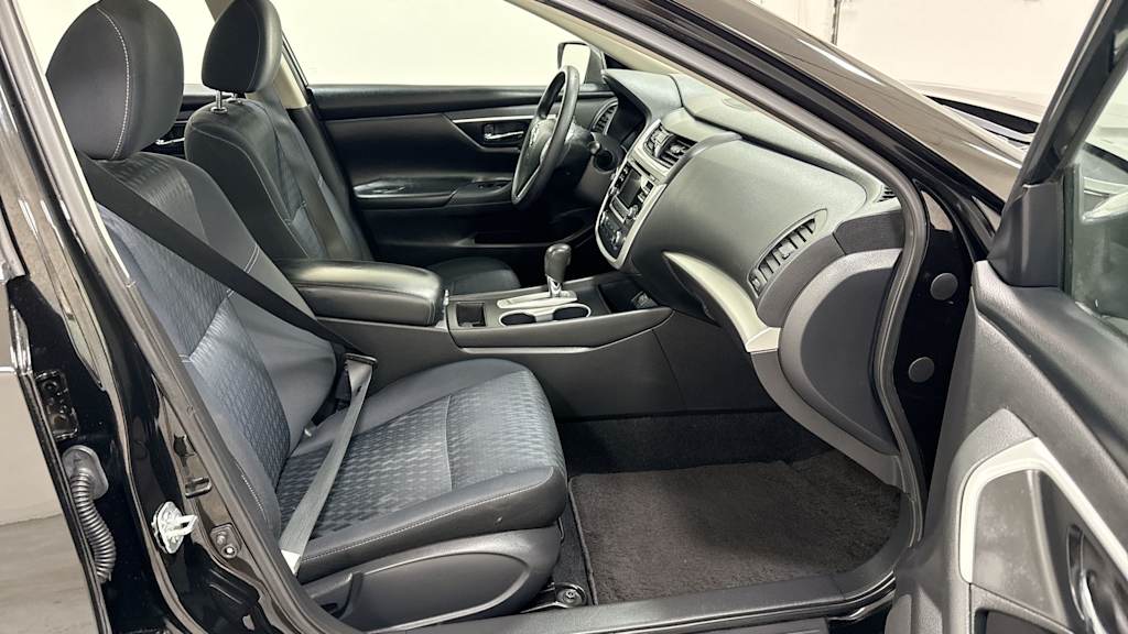 2018 Nissan Altima S 10