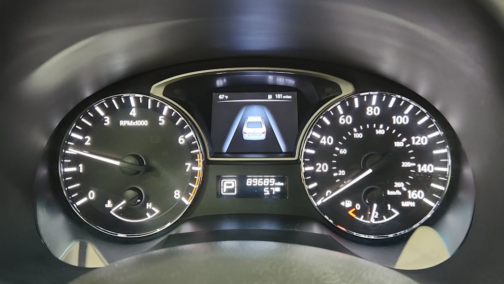 Thumbnail: 2015 Nissan Altima - 15