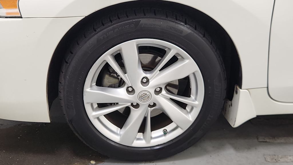 Thumbnail: 2015 Nissan Altima - 6