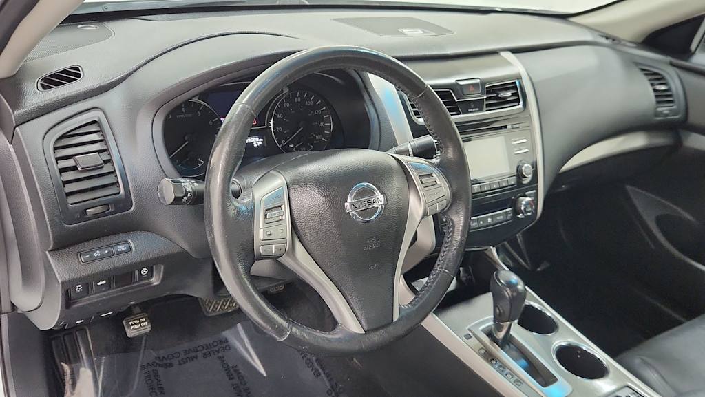 Thumbnail: 2015 Nissan Altima - 2