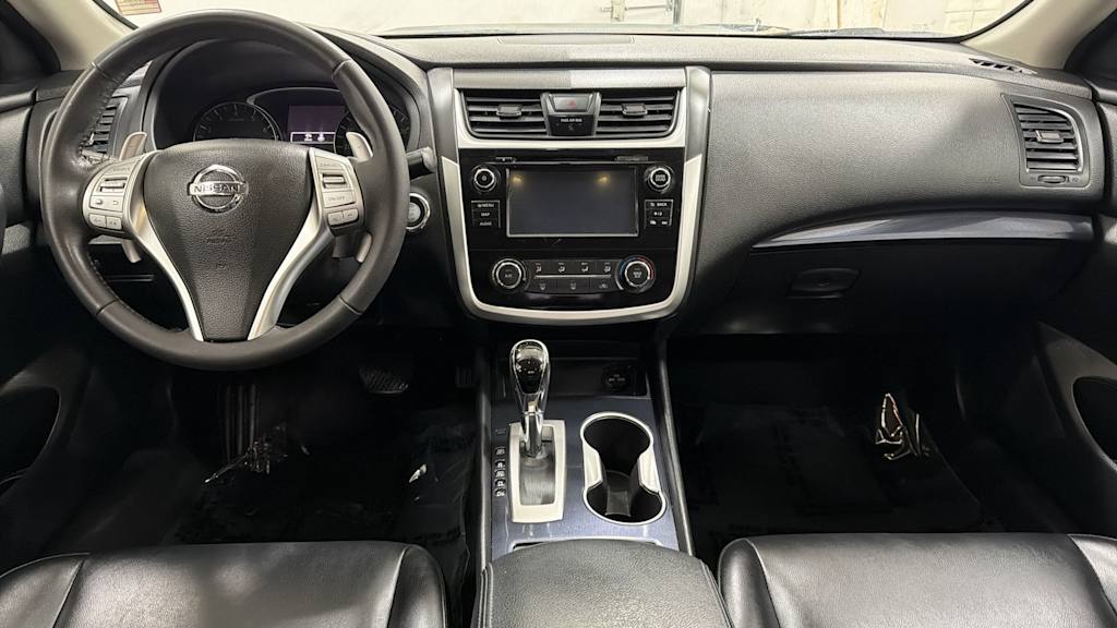 Thumbnail: 2018 Nissan Altima - 14