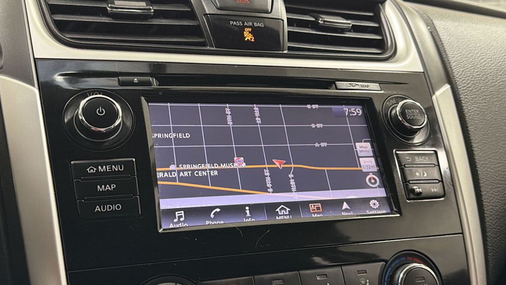 Thumbnail: 2018 Nissan Altima - 29