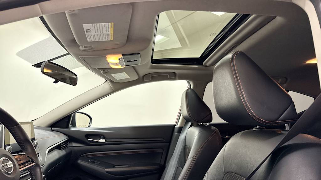 2019 Nissan Altima SR 29